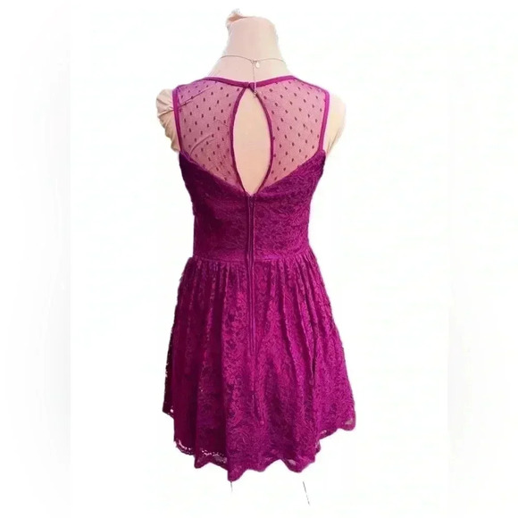 CITY STUDIO Mini Dress Sz 7 (Small) Lace Burgundy Sleeveless Fit Flare NWT - Picture 6 of 16